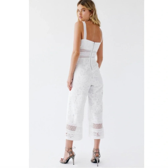 SAYLOR "Gabi" White Lace Crop Jumpsuit Size S - Picture 3 of 10